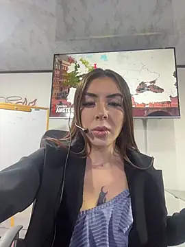 Snapshot of Sweet_bellaa_ chatting on 23, 4, 2026 Sweet bellaa online show from 23, 4, 2026
