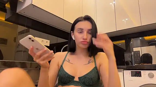 Snapshot of BlackFox_V chatting on 1, 2, 2026 BlackFox V online show from 1, 2, 2026