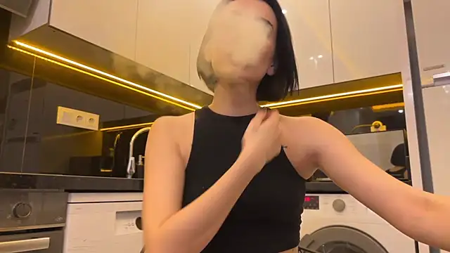 Snapshot of BlackFox_V chatting on 6, 2, 2026 BlackFox V online show from 6, 2, 2026