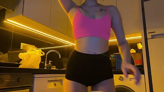 Snapshot of BlackFox_V chatting on 3, 3, 2026 BlackFox V online show from 3, 3, 2026