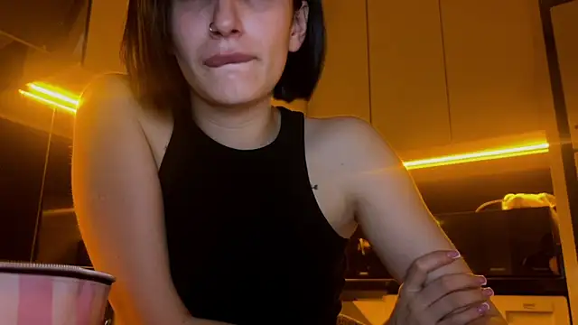 Snapshot of BlackFox_V chatting on 12, 3, 2026 BlackFox V online show from 12, 3, 2026