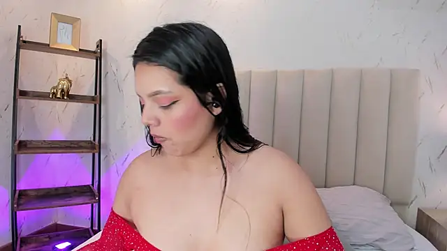 ViolettaRousee  online show from 28, 4, 2026