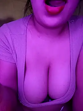 Snapshot of soylula884 chatting on 20, 3, 2026 soylula884 online show from 20, 3, 2026