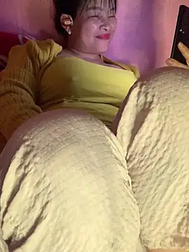 Snapshot of Star-sweet01 chatting on 9, 3, 2026 Star-sweet01 online show from 9, 3, 2026