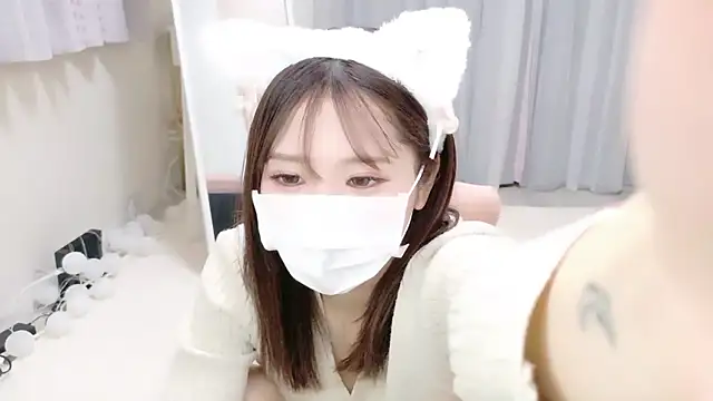  MIYUnya online show from 13, 2, 2026