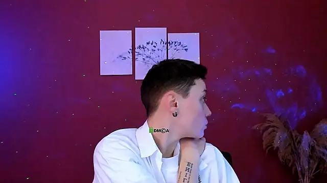 Snapshot of emi_fade chatting on 12, 2, 2026 emi fade online show from 12, 2, 2026