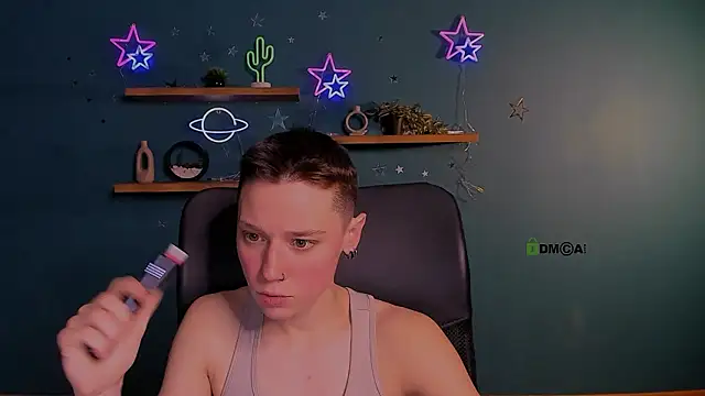 Snapshot of emi_fade chatting on 7, 3, 2026 emi fade online show from 7, 3, 2026