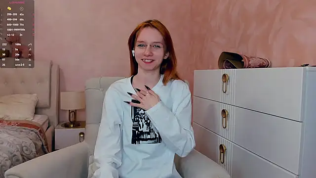 Snapshot of TarynPalek chatting on 10, 3, 2026 TarynPalek online show from 10, 3, 2026