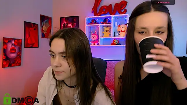 laurenmurrr online show from 13, 3, 2026