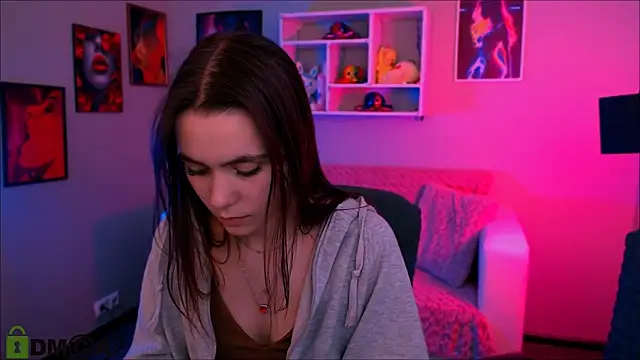 laurenmurrr online show from 25, 4, 2026