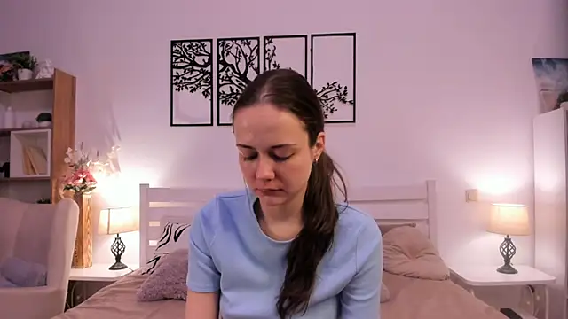 Snapshot of MalvinaTrafford chatting on 9, 5, 2026 MalvinaTrafford online show from 9, 5, 2026