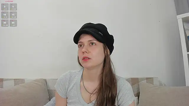 Snapshot of MalvinaTrafford chatting on 28, 5, 2026 MalvinaTrafford online show from 28, 5, 2026