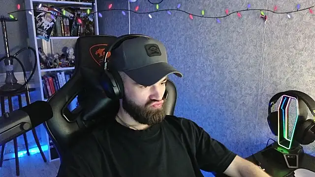 Snapshot of _Mostly_ chatting on 21, 2, 2026 Mostly online show from 21, 2, 2026