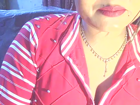 Nusrat Faria online show from 18, 4, 2026