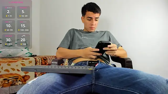 Snapshot of david_hot08 chatting on 25, 2, 2026 david hot08 online show from 25, 2, 2026