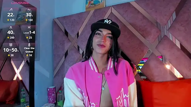 Snapshot of MeghanQueen__ chatting on 17, 2, 2026 MeghanQueen online show from 17, 2, 2026