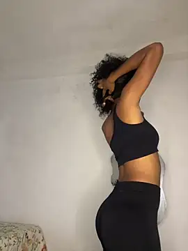 LIA PARKERR online show from 19, 3, 2026