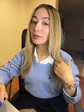 kloe  t18 online show from 8, 7, 2026