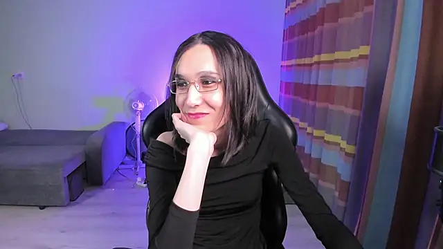 Snapshot of alison_marlowe chatting on 11, 3, 2026 alison marlowe online show from 11, 3, 2026