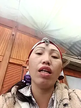 hot-luna- online show from 2, 2, 2026