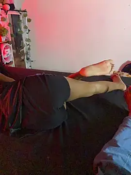 Indian-gentleman teen online show from 15, 4, 2026