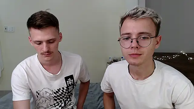 Snapshot of NikiKerryCum chatting on 5, 2, 2026 NikiKerryCum online show from 5, 2, 2026