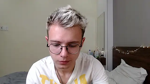 Snapshot of NikiKerryCum chatting on 15, 2, 2026 NikiKerryCum online show from 15, 2, 2026