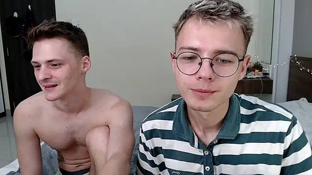 Snapshot of NikiKerryCum chatting on 19, 3, 2026 NikiKerryCum online show from 19, 3, 2026