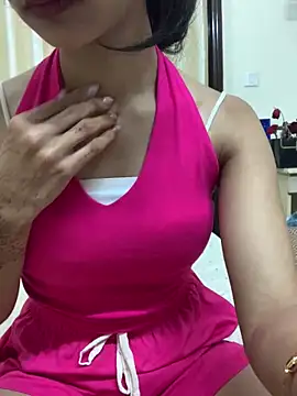 HEENA-STRIP online show from 22, 2, 2026