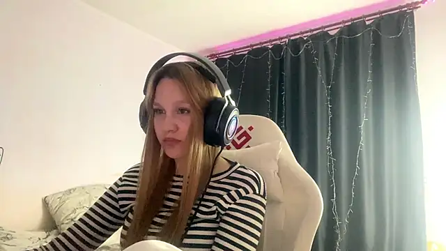 axin burnell online show from 1, 5, 2026