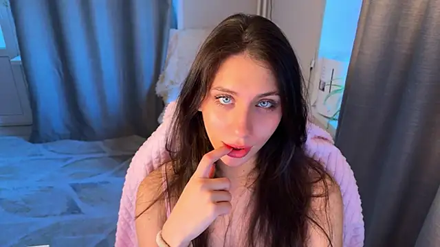 Snapshot of lunawho chatting on 26, 3, 2026 lunawho online show from 26, 3, 2026