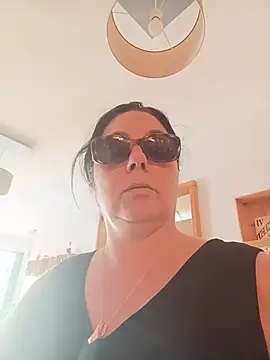 pulpeuse64 online show from 29, 6, 2026