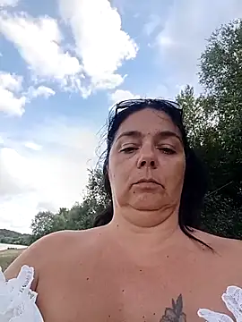 pulpeuse64 online show from 1, 7, 2026