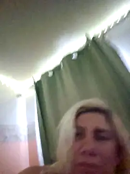 Icequeen1981 online show from 13, 3, 2026