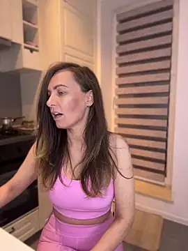 DivineAmely online show from 3, 5, 2026