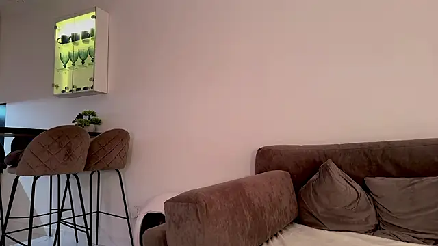 AuraXO online show from 22, 7, 2026