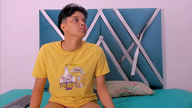 natasha and zoe online show from 9, 3, 2026