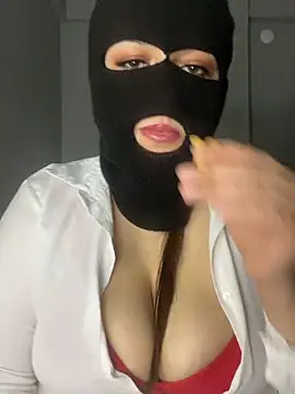 Snapshot of maryam-6 chatting on 4, 3, 2026 maryam-6 online show from 4, 3, 2026