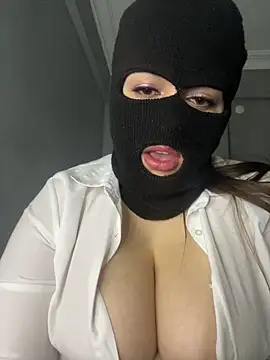 Snapshot of maryam-6 chatting on 10, 3, 2026 maryam-6 online show from 10, 3, 2026