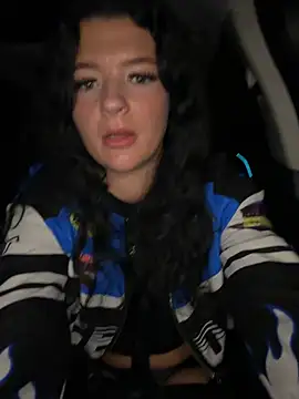 NaughtyGirlMia  online show from 1, 2, 2026