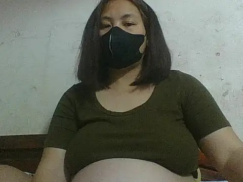 Snapshot of TinaLei chatting on 6, 3, 2026 TinaLei online show from 6, 3, 2026