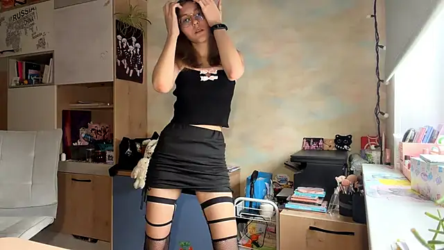 Miaaa Moon online show from 16, 2, 2026