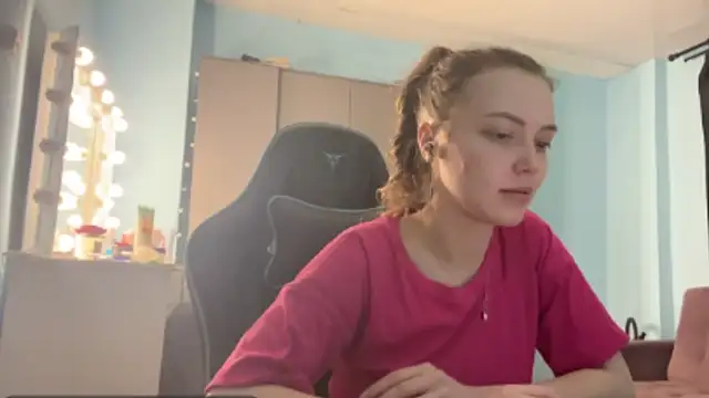 Snapshot of AndreeMerryman chatting on 2, 3, 2026 AndreeMerryman online show from 2, 3, 2026