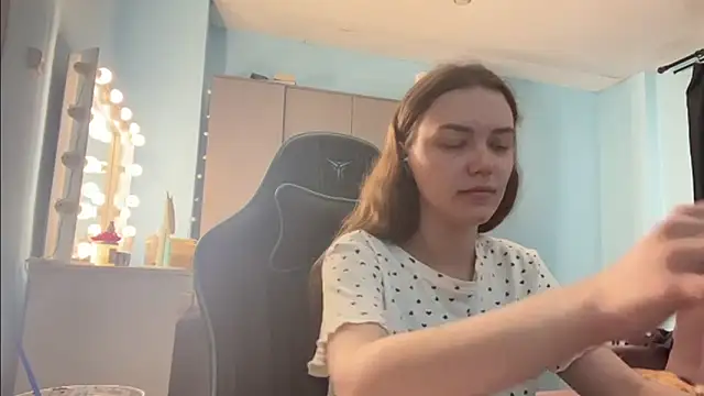 Snapshot of AndreeMerryman chatting on 9, 3, 2026 AndreeMerryman online show from 9, 3, 2026