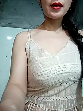 Vyvvyy69 online show from 10, 7, 2026