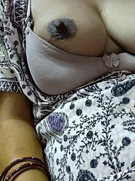 Snapshot of deshibhbi chatting on 13, 2, 2026 deshibhbi online show from 13, 2, 2026