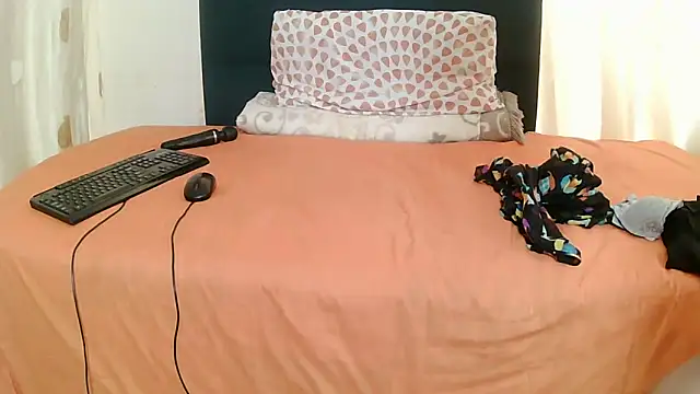 Exotic FreakyQueen online show from 17, 2, 2026