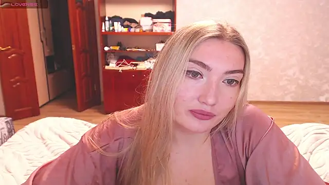 Snapshot of MiraRoy chatting on 1, 2, 2026 MiraRoy online show from 1, 2, 2026