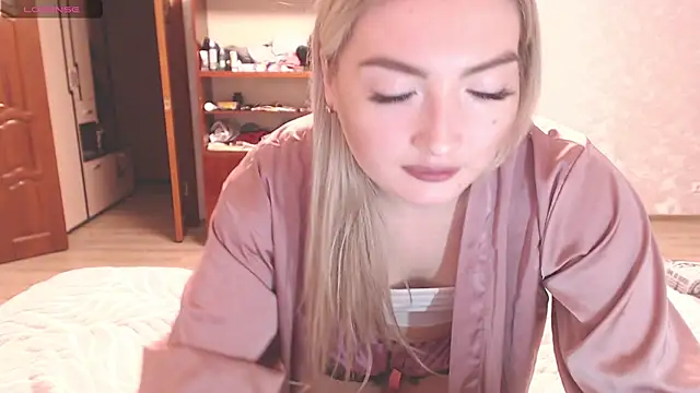 Snapshot of MiraRoy chatting on 10, 2, 2026 MiraRoy online show from 10, 2, 2026