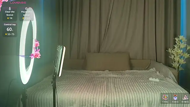 Snapshot of minny_moon chatting on 13, 3, 2026 minny moon online show from 13, 3, 2026